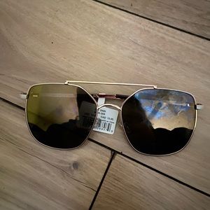 COPY - Aerie Sunglasses NWT